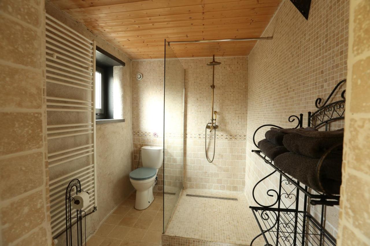 Bed and Breakfast Fenetre Sur Loire Iguerande Exterior foto