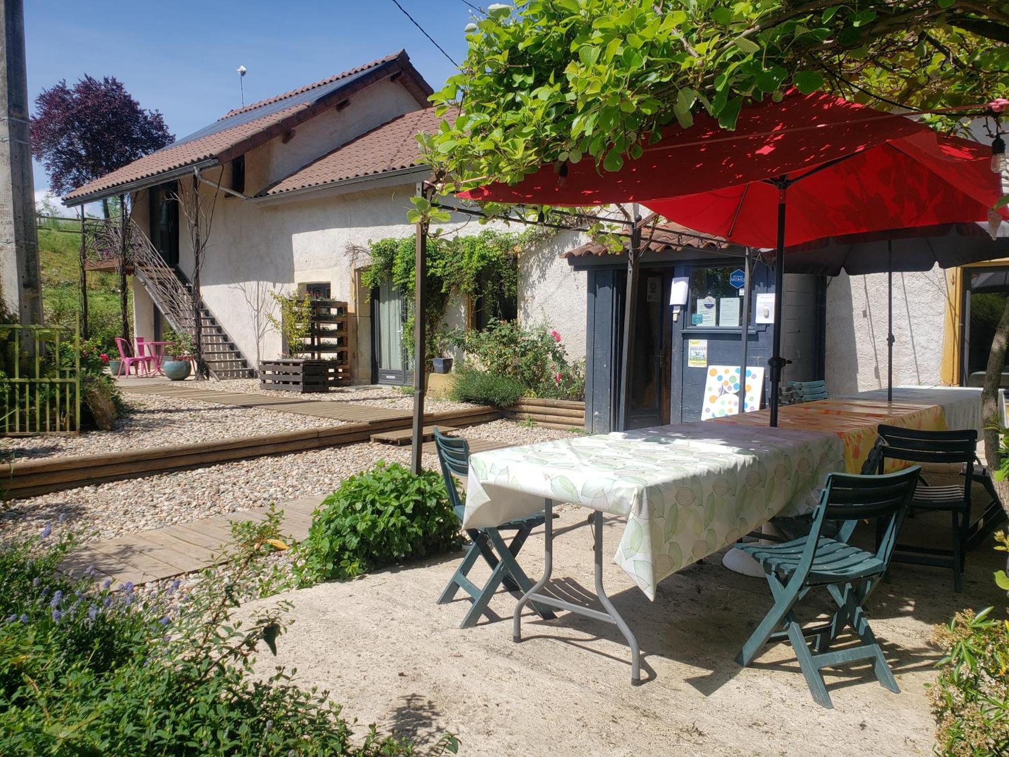 Bed and Breakfast Fenetre Sur Loire Iguerande Exterior foto